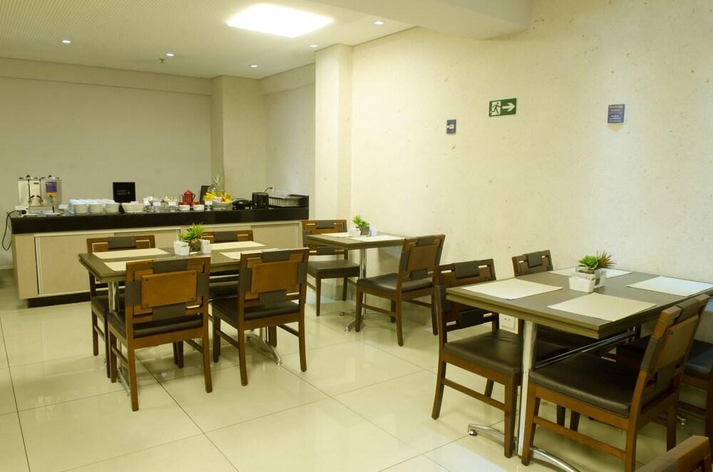 Hotel Beaga Convention Expominas By Mhb Belo Horizonte Bagian luar foto