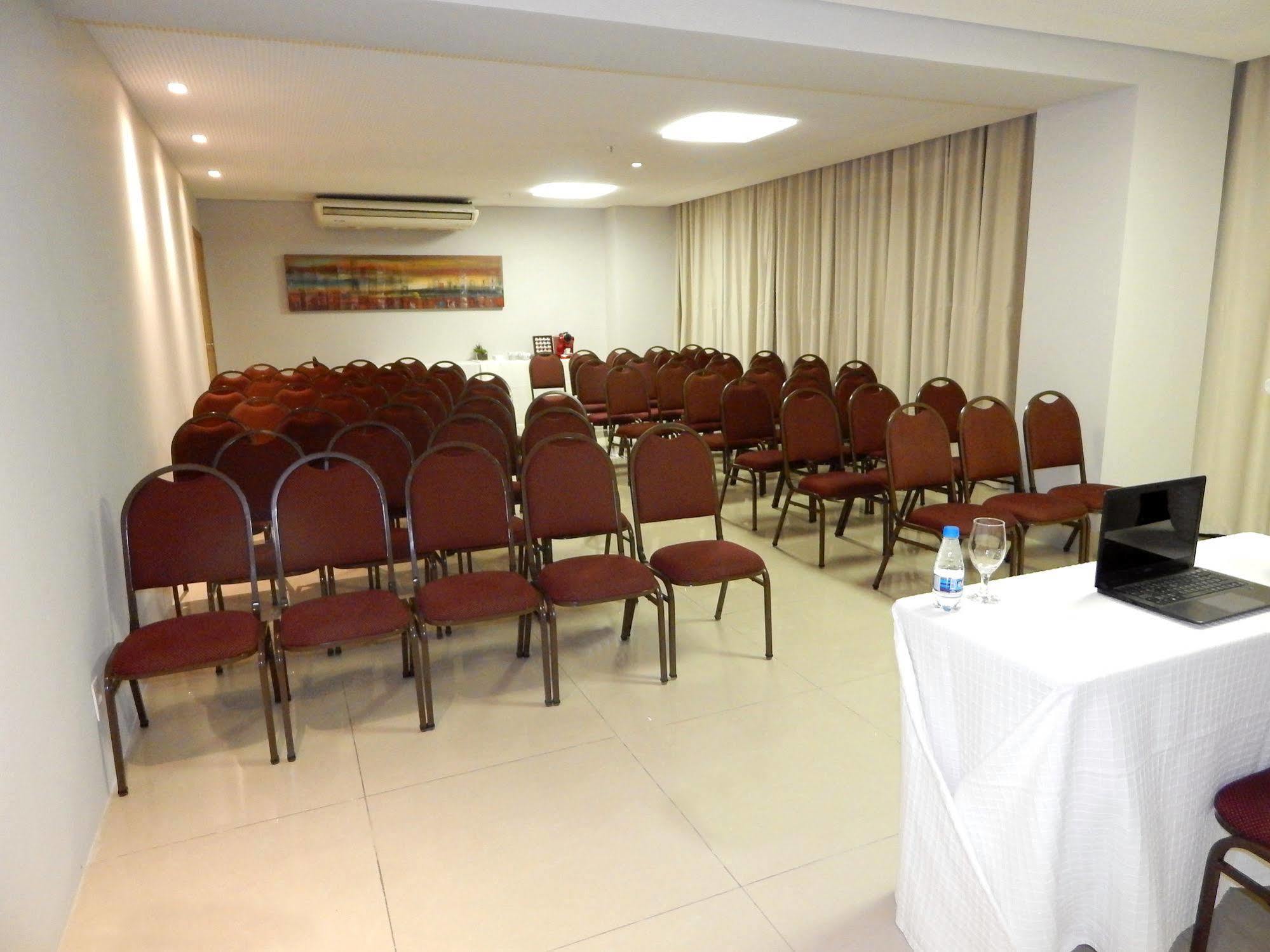 Hotel Beaga Convention Expominas By Mhb Belo Horizonte Bagian luar foto
