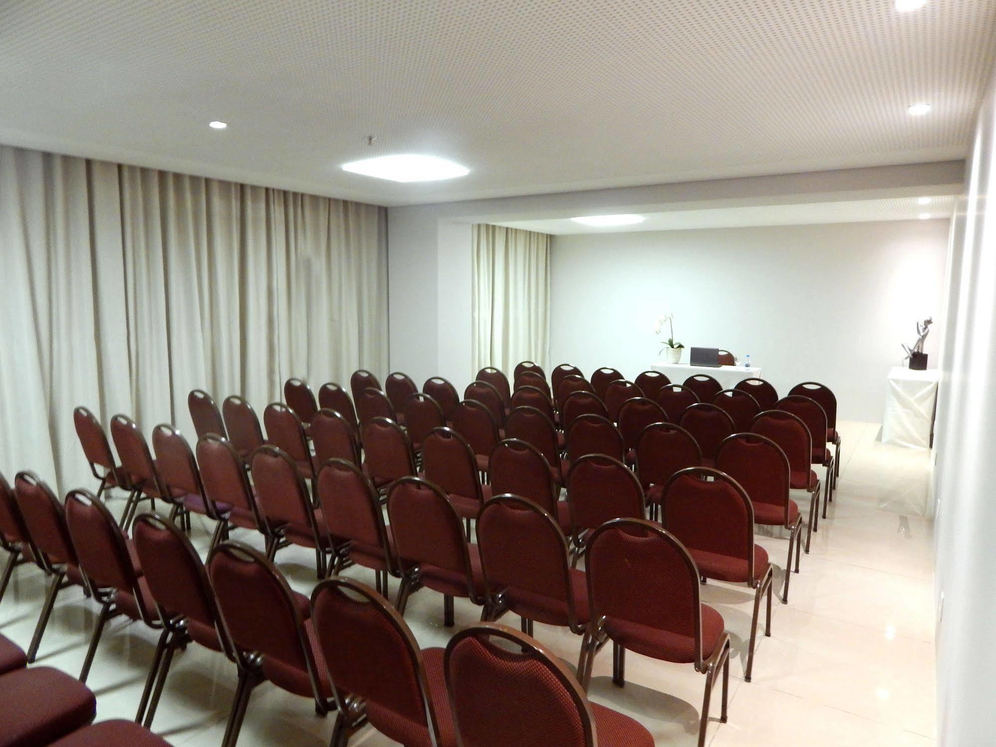 Hotel Beaga Convention Expominas By Mhb Belo Horizonte Bagian luar foto